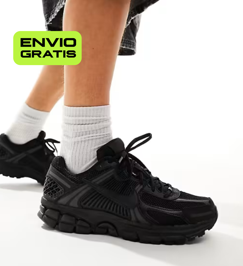 Zapatilla Nike Vomero 5 Triple Black